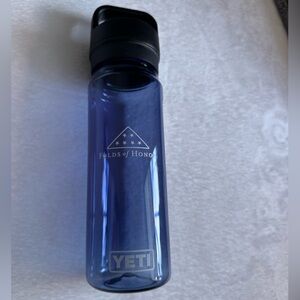 YETI Blue water bottle. Folds of Honor logo. New.